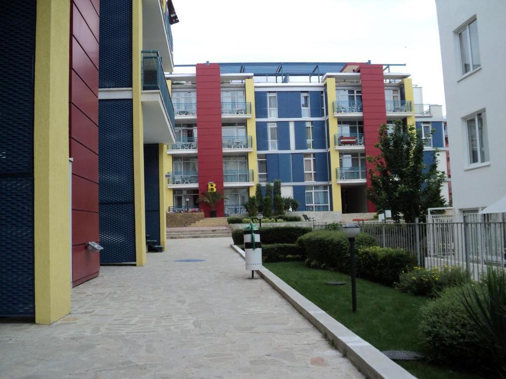 Elit 4 Apartments Σάνι Μπιτς Εξωτερικό φωτογραφία